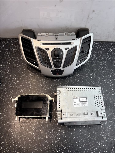 Ford fiesta mk7 - mk7, stereo
